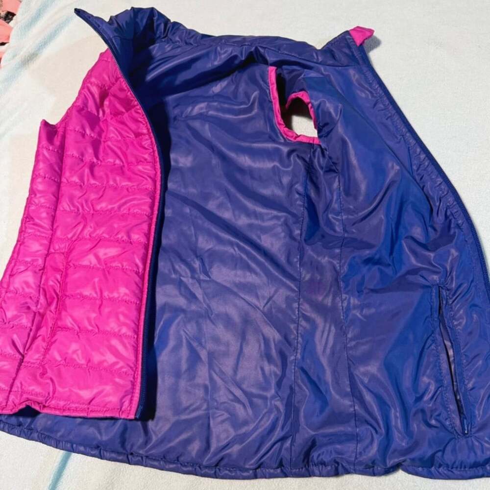 Girls Layer 8 Reversible Puffer Vest Size M Pink Blue Full Zip